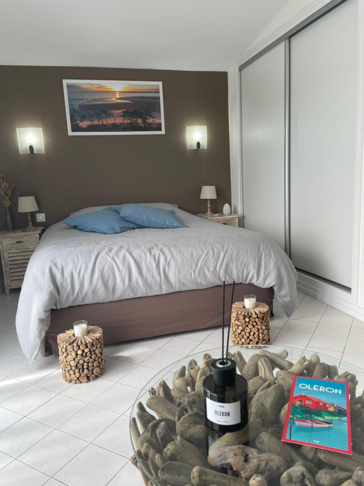 Les Pertuis Rochelais Bed & Breakfast Perigny  Bilik gambar